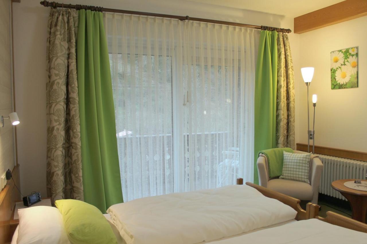 Landhotel Untere Kapfenhardter Muehle Unterreichenbach Dış mekan fotoğraf