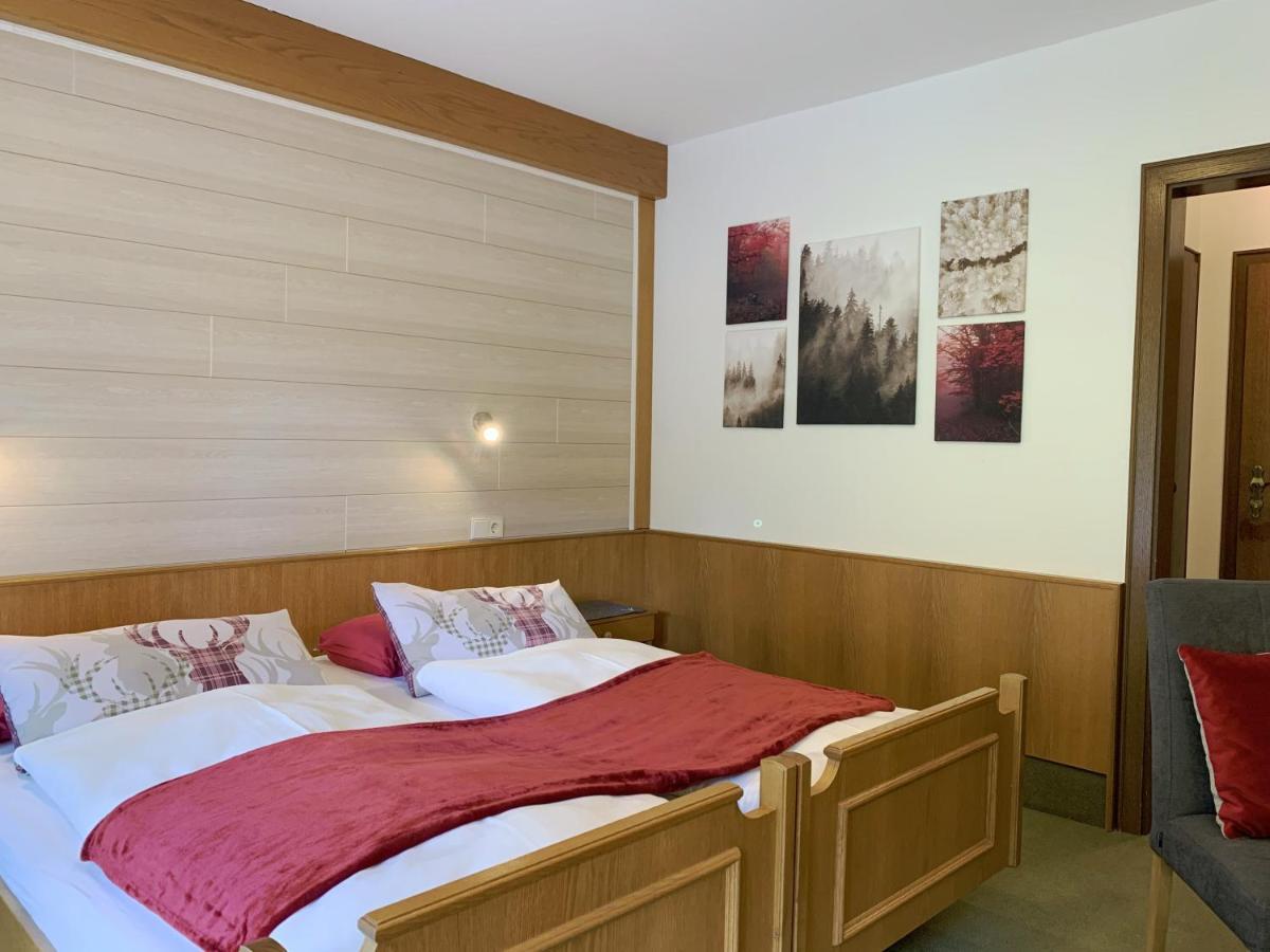 Landhotel Untere Kapfenhardter Muehle Unterreichenbach Dış mekan fotoğraf