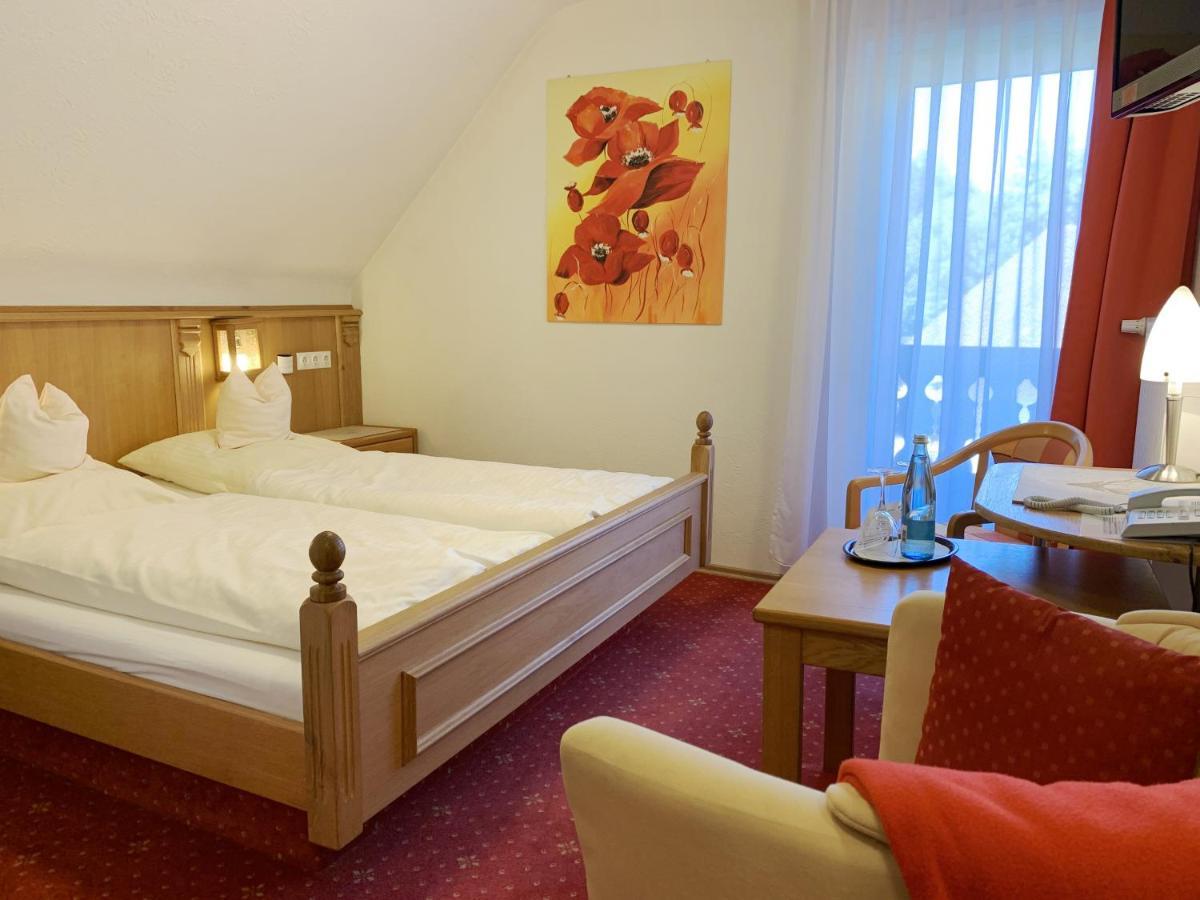 Landhotel Untere Kapfenhardter Muehle Unterreichenbach Dış mekan fotoğraf