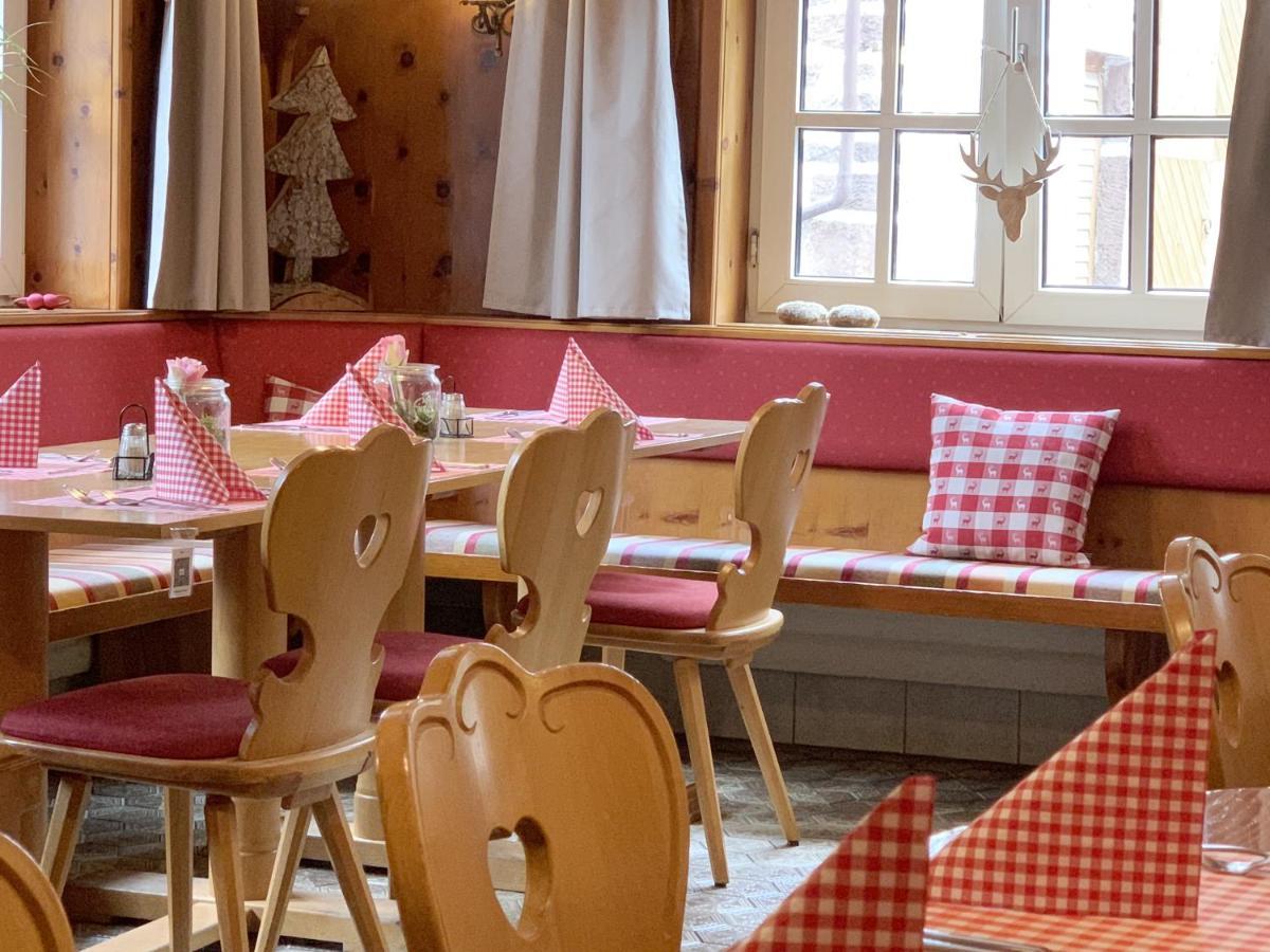 Landhotel Untere Kapfenhardter Muehle Unterreichenbach Dış mekan fotoğraf