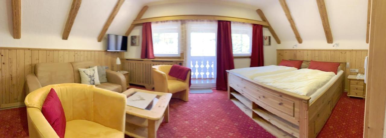 Landhotel Untere Kapfenhardter Muehle Unterreichenbach Dış mekan fotoğraf