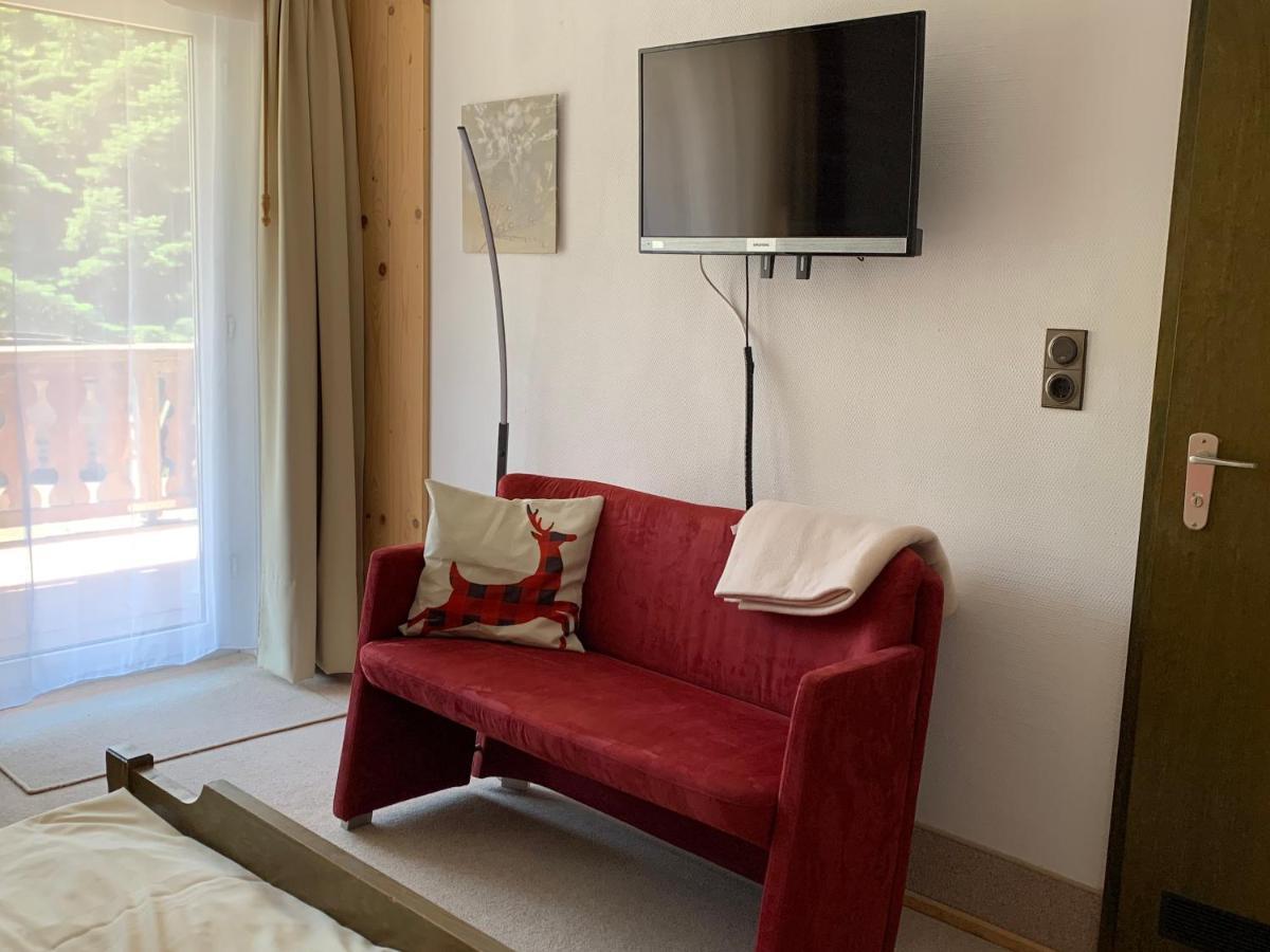 Landhotel Untere Kapfenhardter Muehle Unterreichenbach Dış mekan fotoğraf