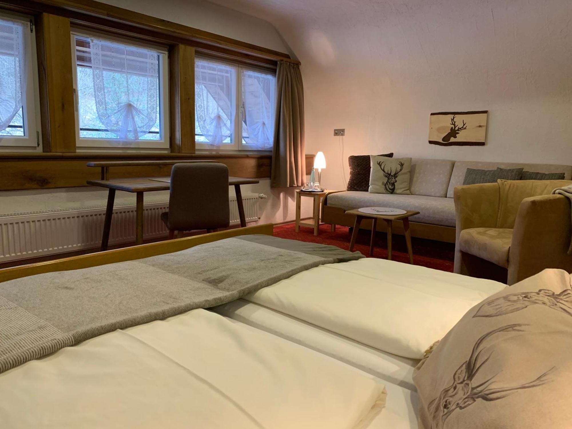 Landhotel Untere Kapfenhardter Muehle Unterreichenbach Dış mekan fotoğraf